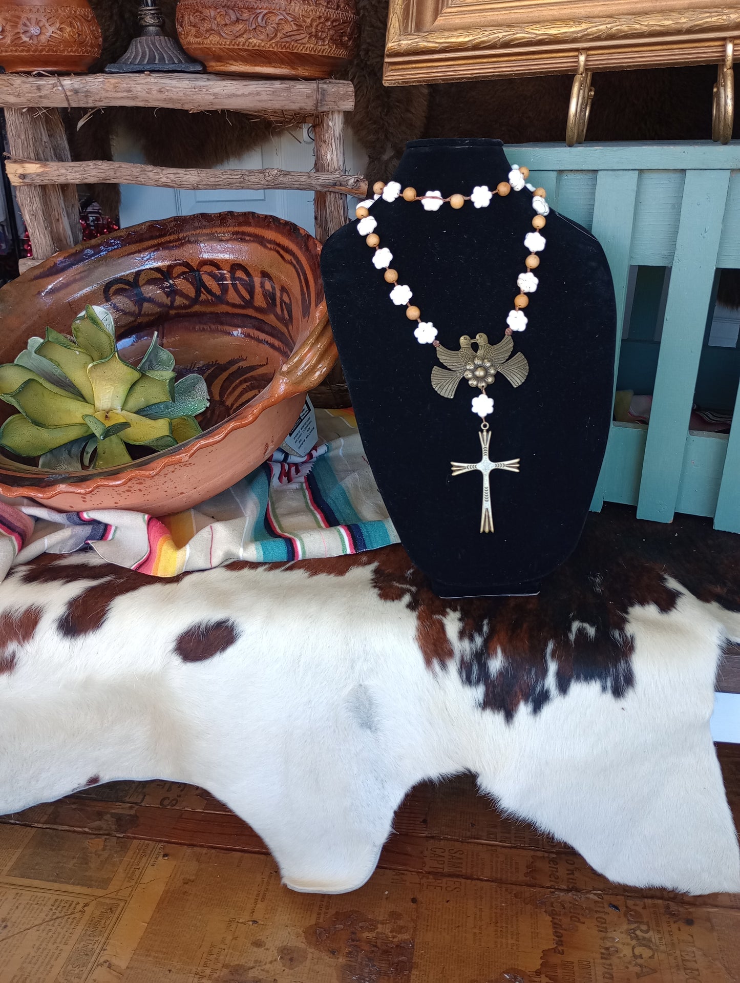 Linn & Laurel 'Birds of a Feather' Necklace