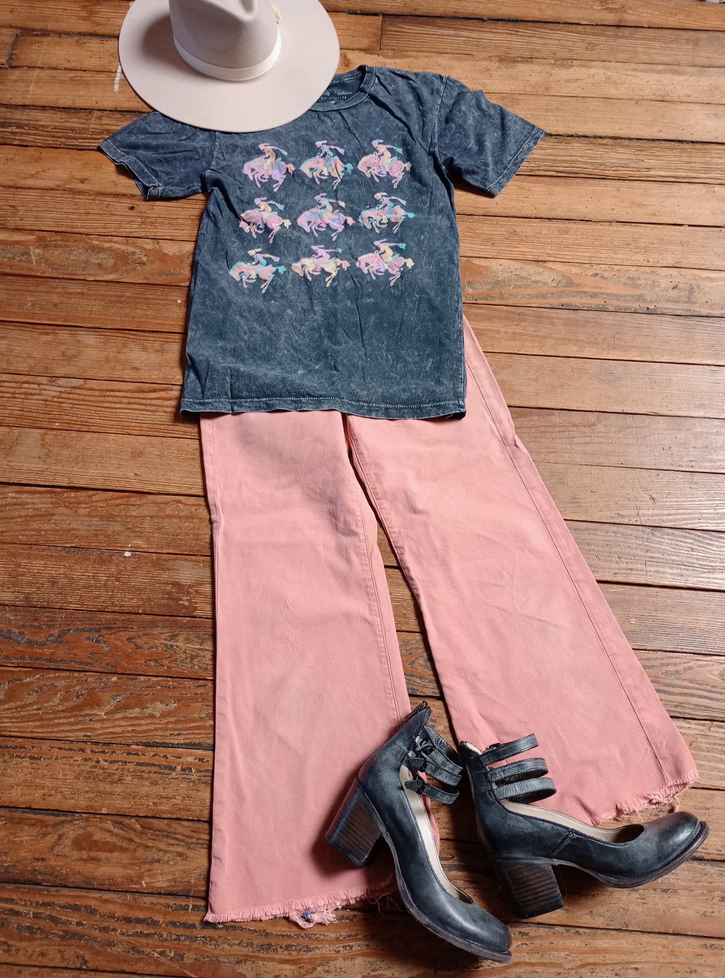 Buckin' Bronc on Repeat Tee Sz S