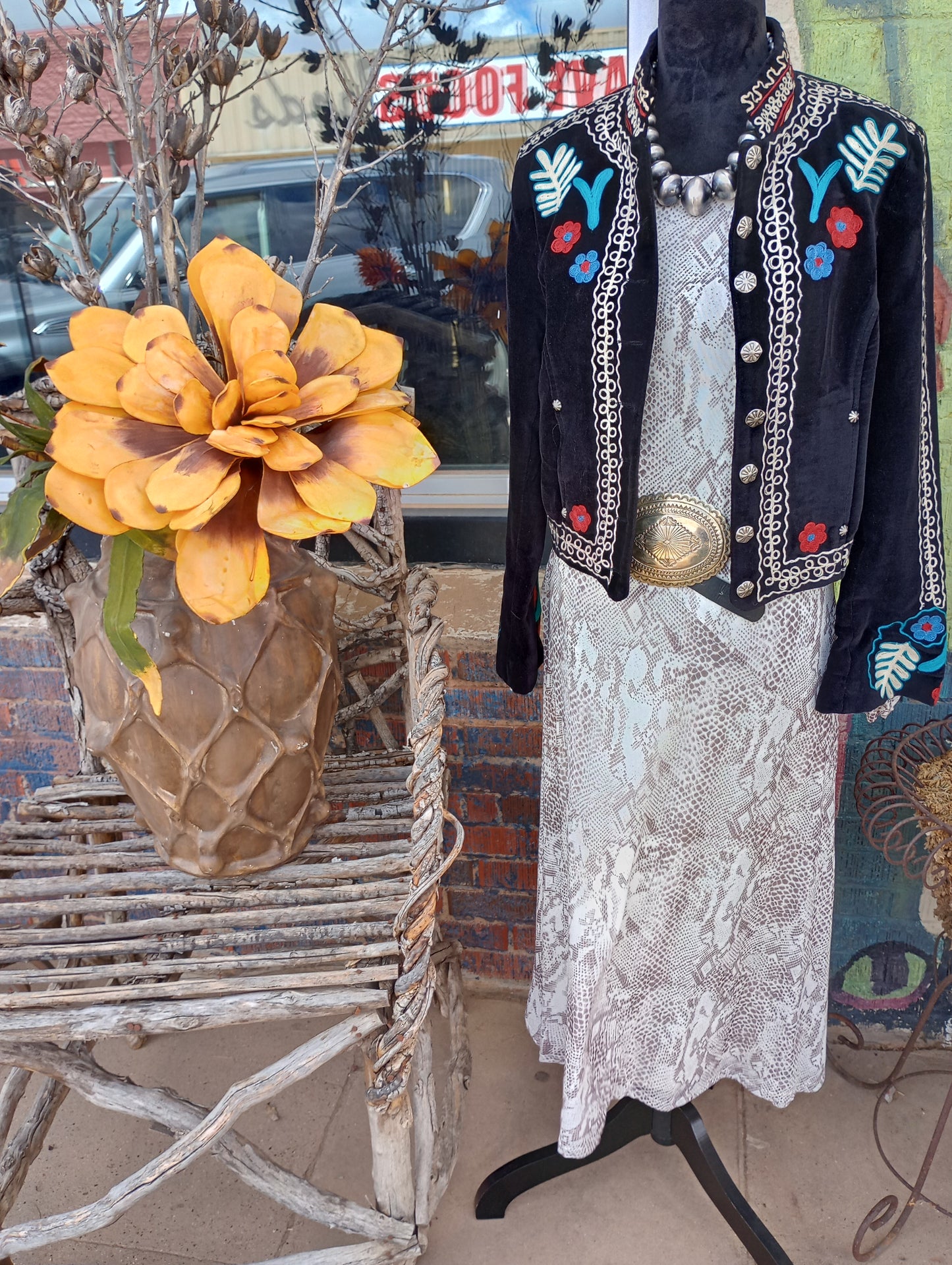 DD Ranchwear corduroy jacket with chain stitch embroidery work Sz XS