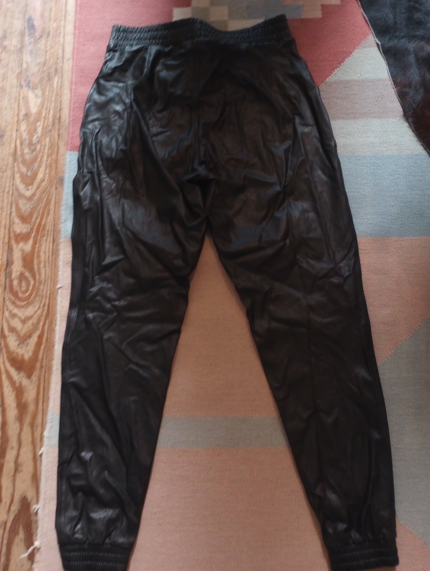 Spanx Joggers in a Brown-Black Sz Medium