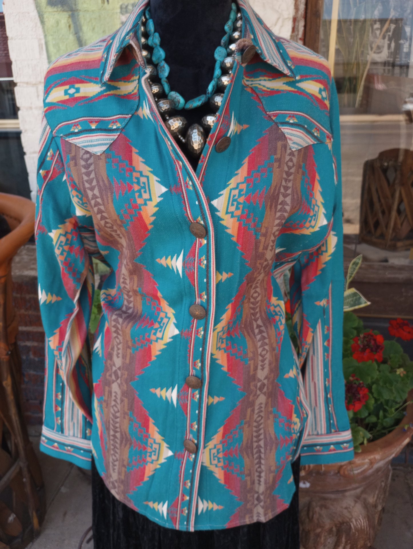 Silverado Mid Weight Shirt/Jacket Sz Large