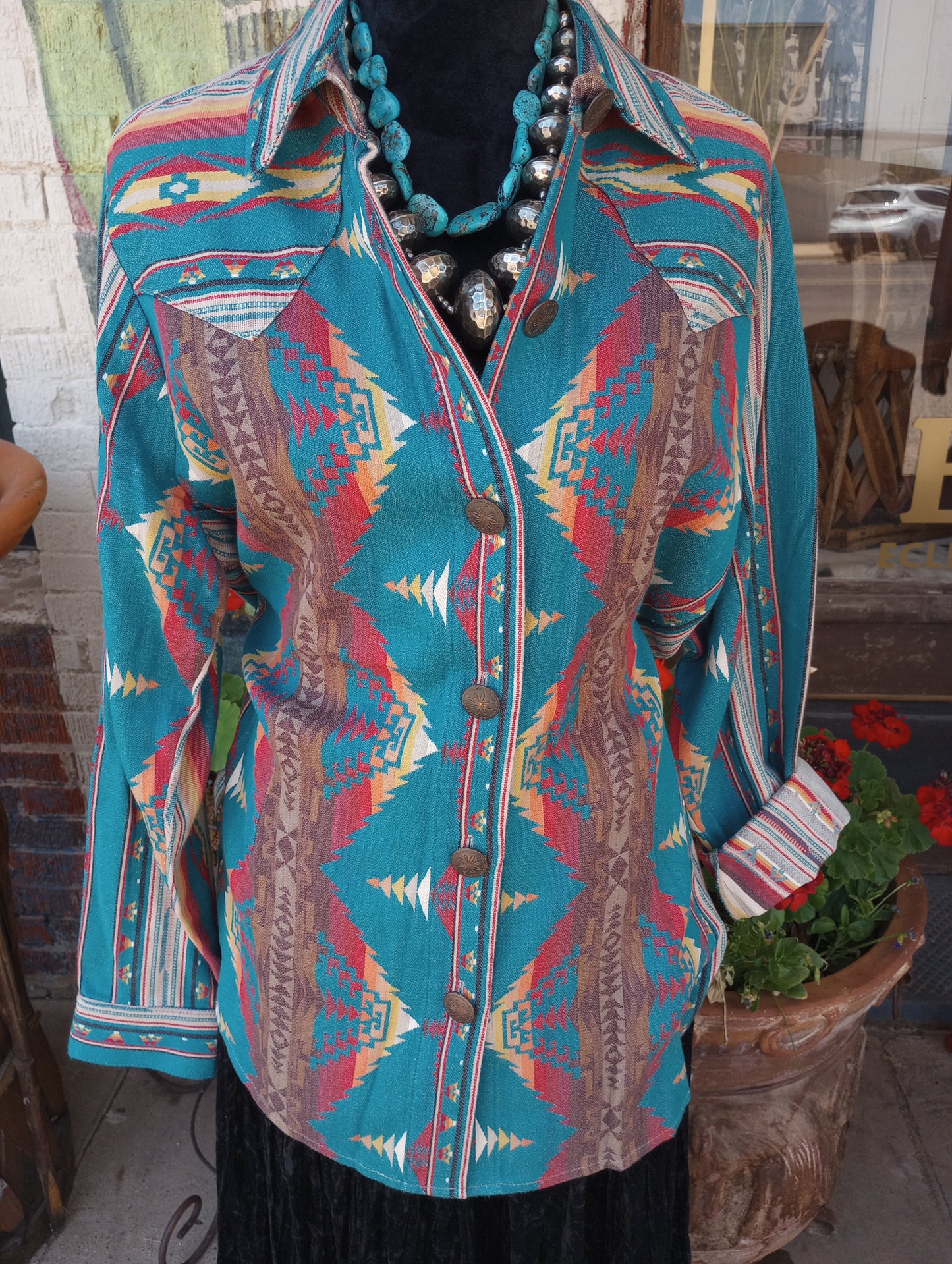 Silverado Mid Weight Shirt/Jacket Sz Large
