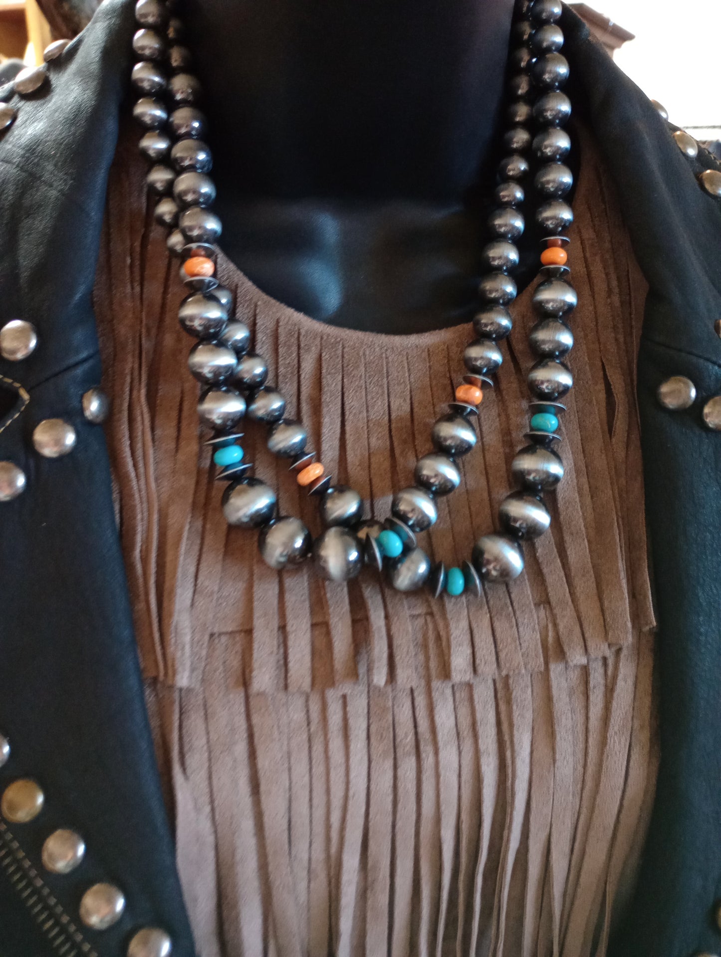 Fashion Navajo Style Beaded Necklace w/Adjustable length closure
