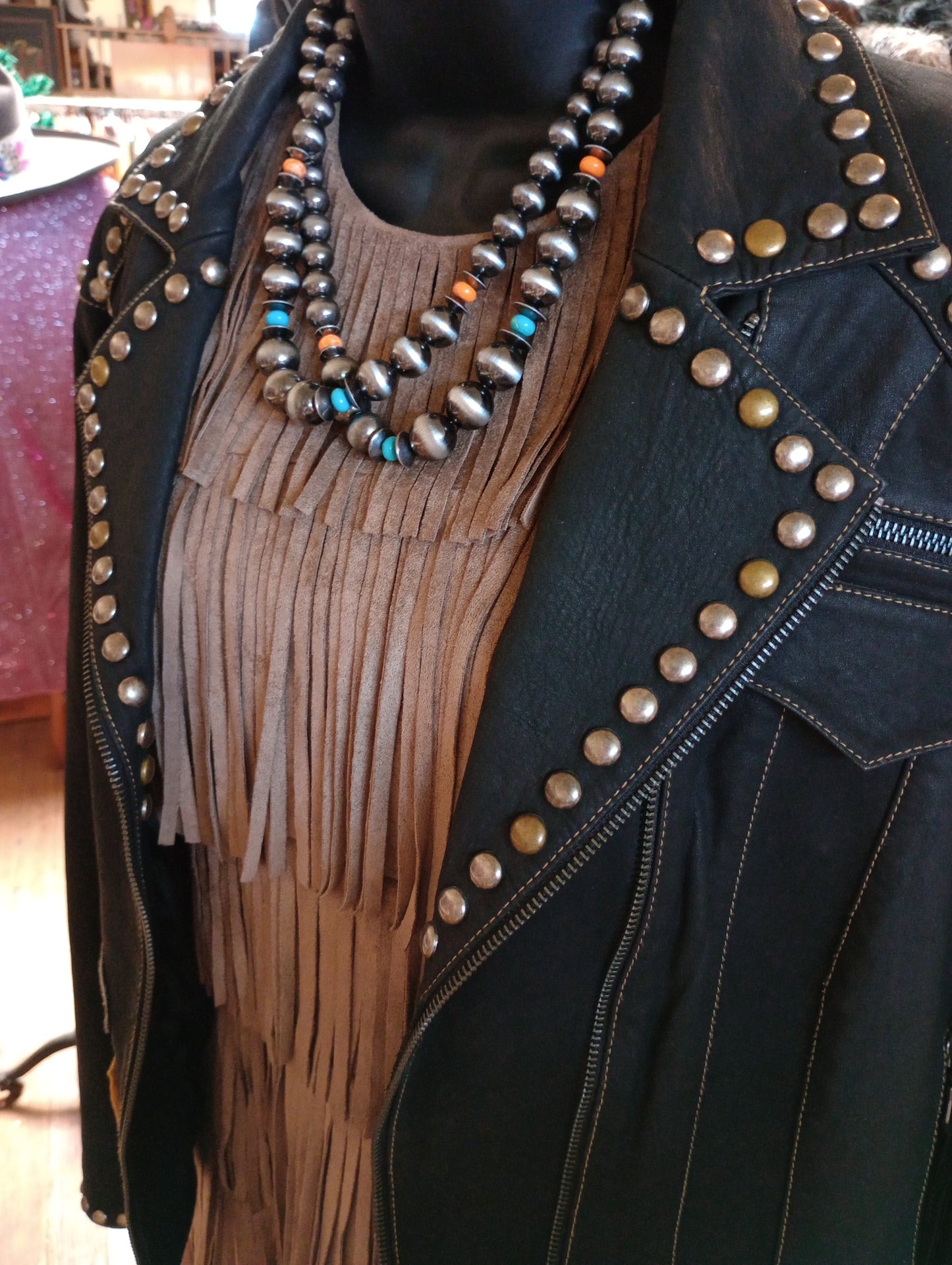 Fashion Navajo Style Beaded Necklace w/Adjustable length closure