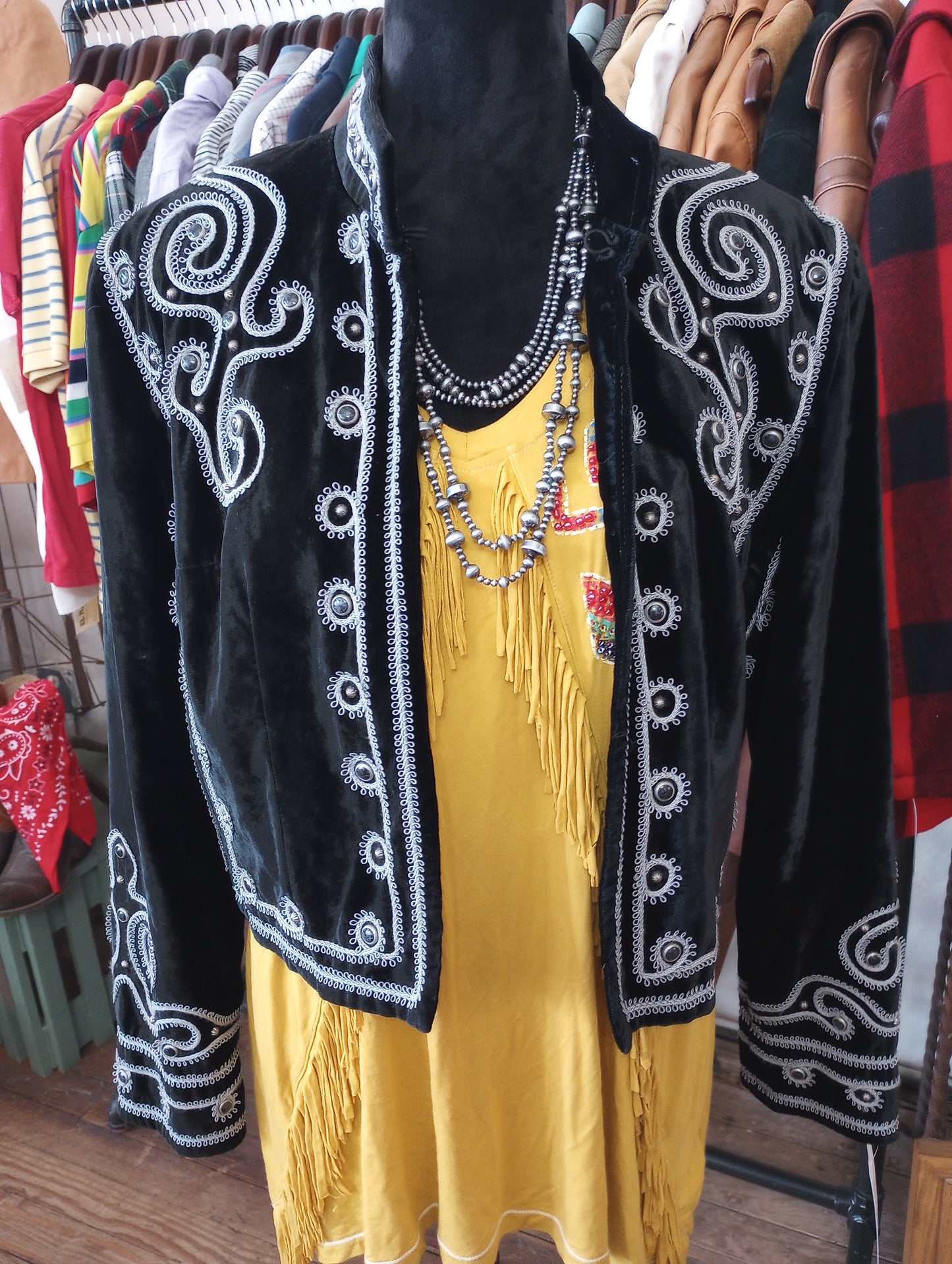Vintage DD Ranchwear Black Velvet Jacket Sz Medium