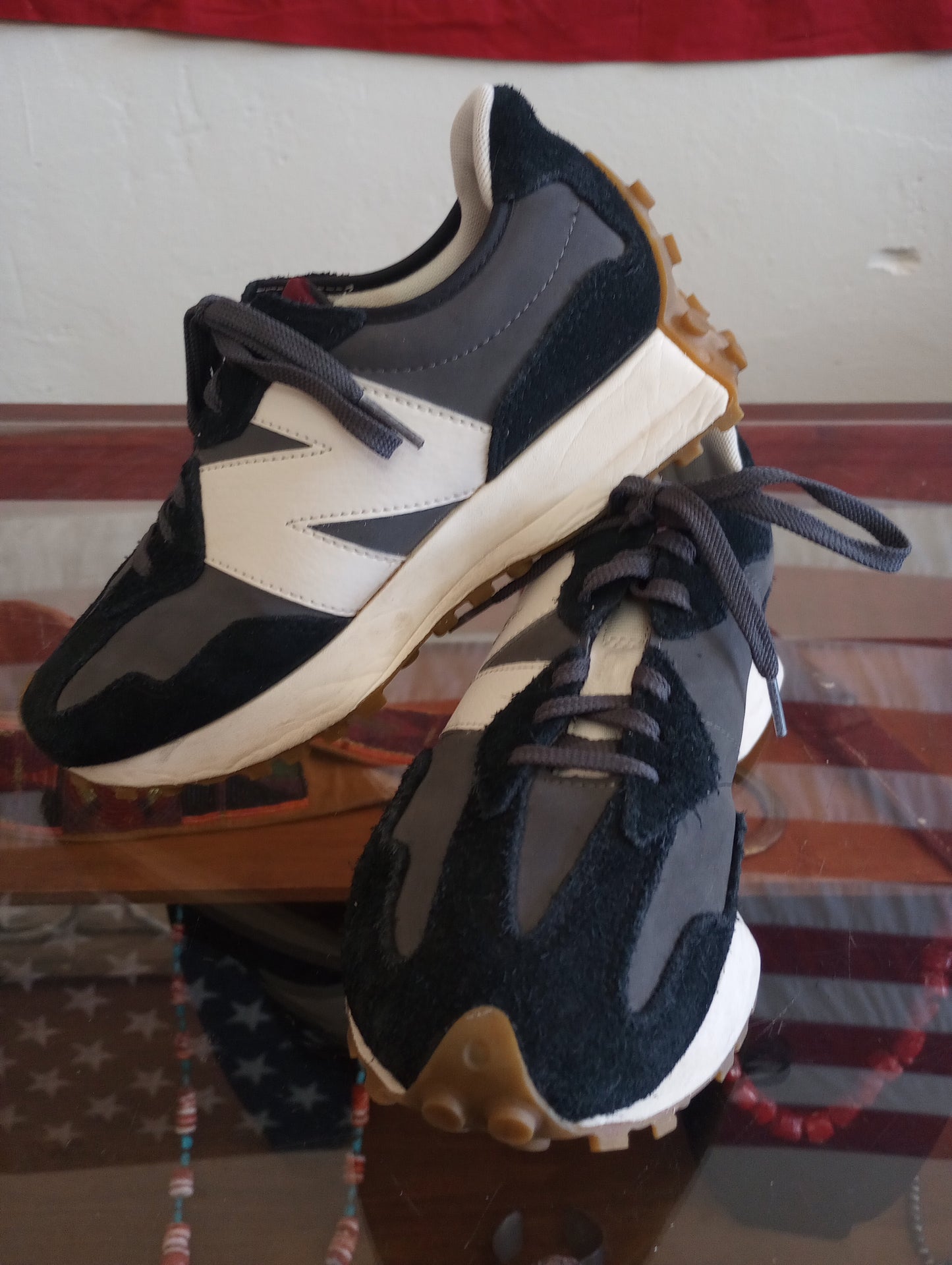 Big N Contemporary New Balance Sneakers Sz 7