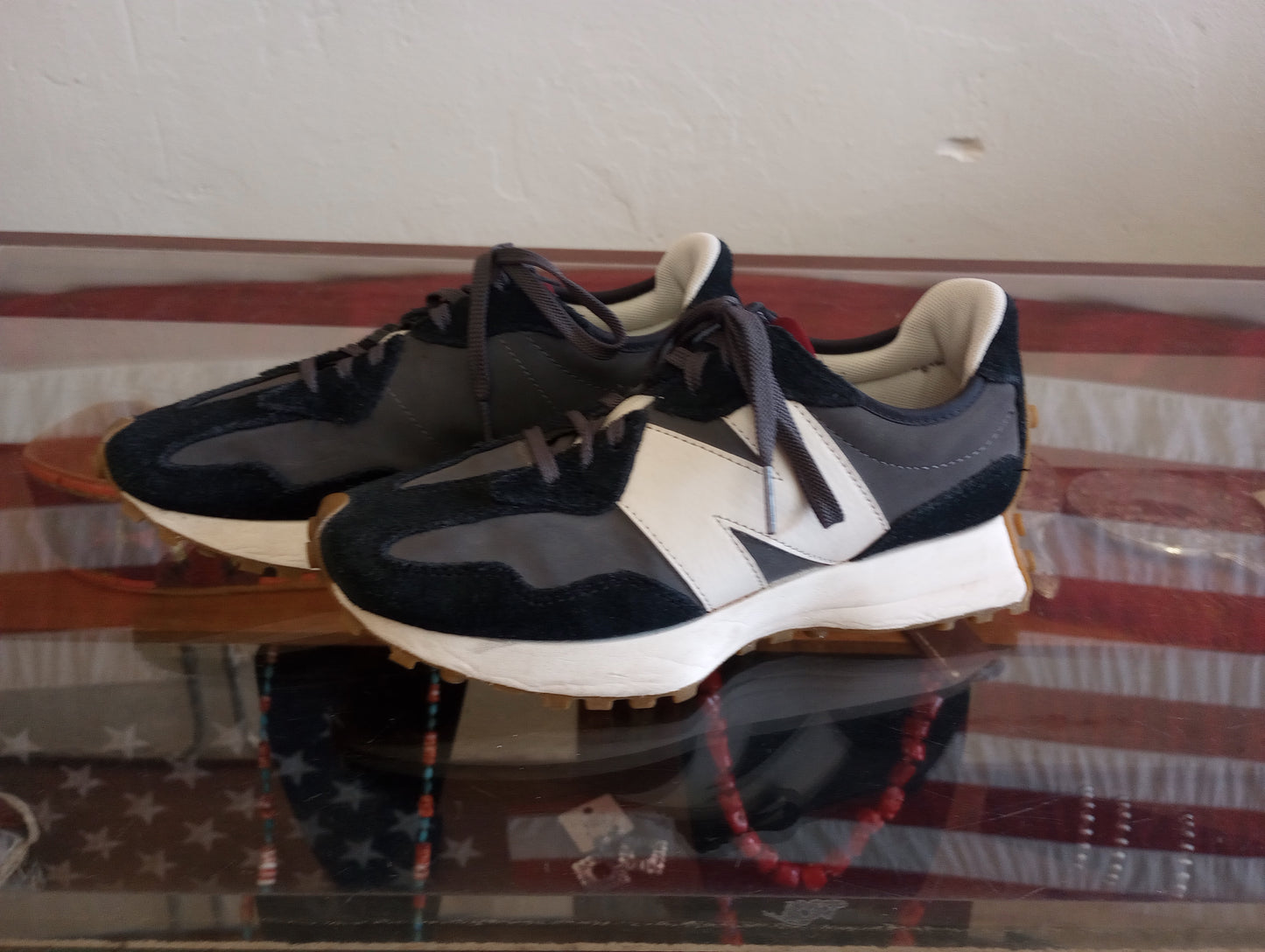 Big N Contemporary New Balance Sneakers Sz 7