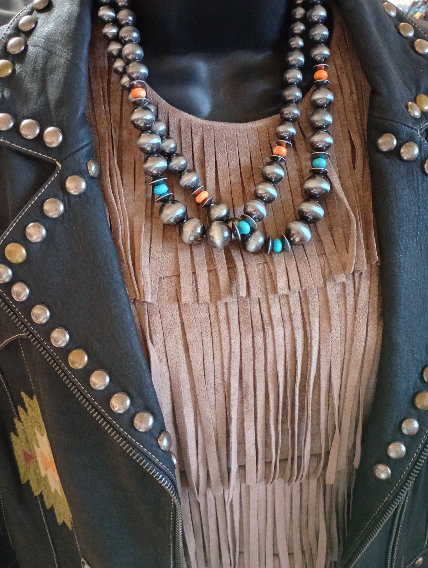 Fashion Navajo Style Beaded Necklace w/Adjustable length closure