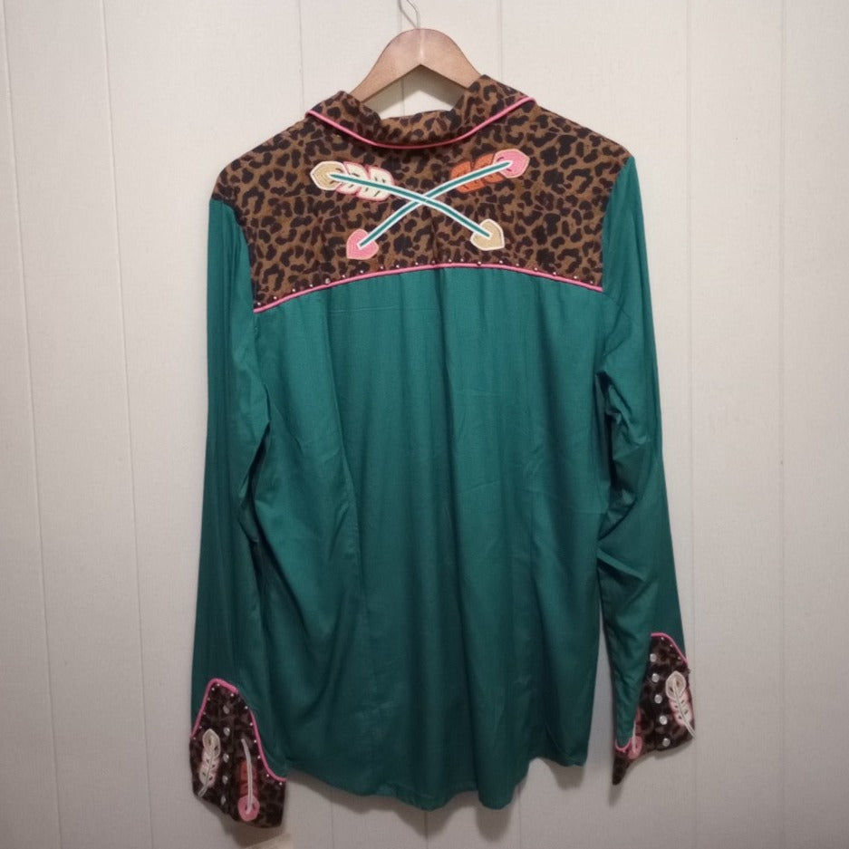 Double D Ranchwear Pearl Snap Shirt with Embroidered Feather Details