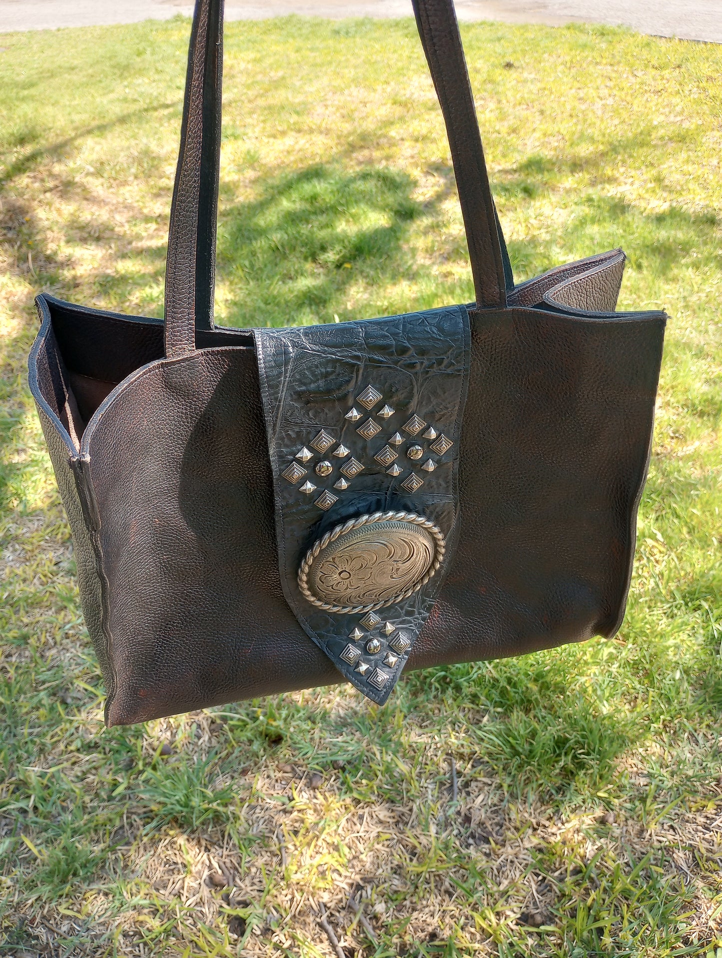 Leather Arahoe Big Concho Toe