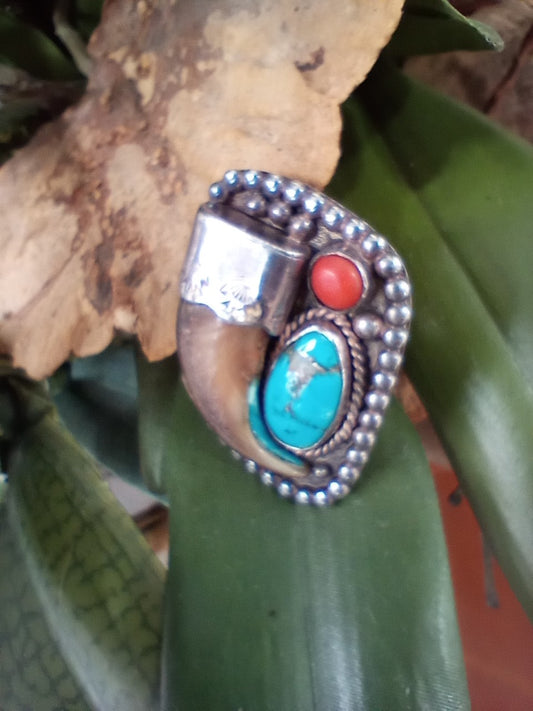 Unique Bear Claw Ring