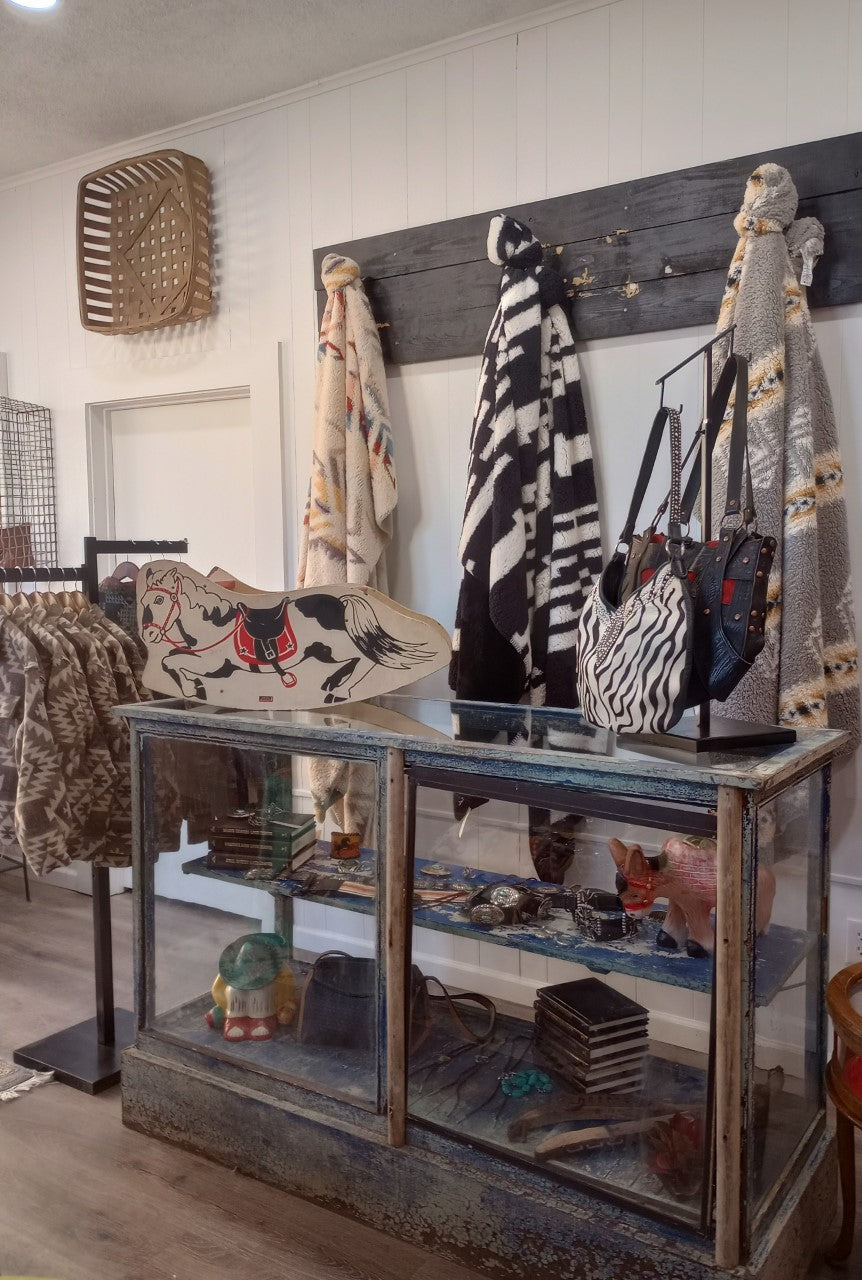 Pendleton Soft Fleece Throw Blankets
