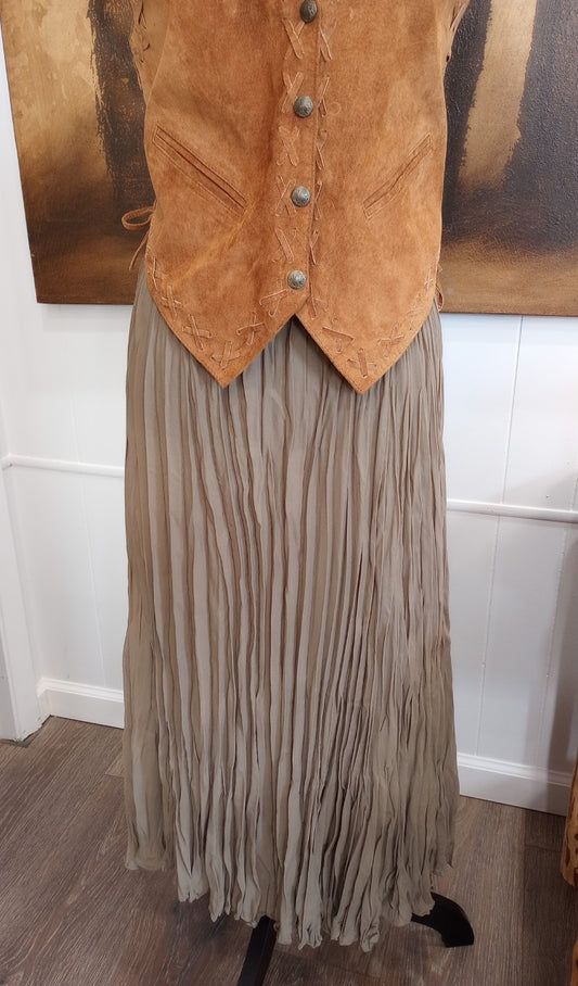 Vintage Soft Olive Green Broomstick Skirt Sz Medium